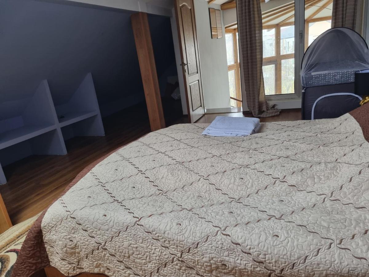 Penthouse Apartament 2 Floors, 2 Bedroom , 2 Bath, 120 Sqm , Inside Yard Parking Κλουζ-Ναπόκα Εξωτερικό φωτογραφία